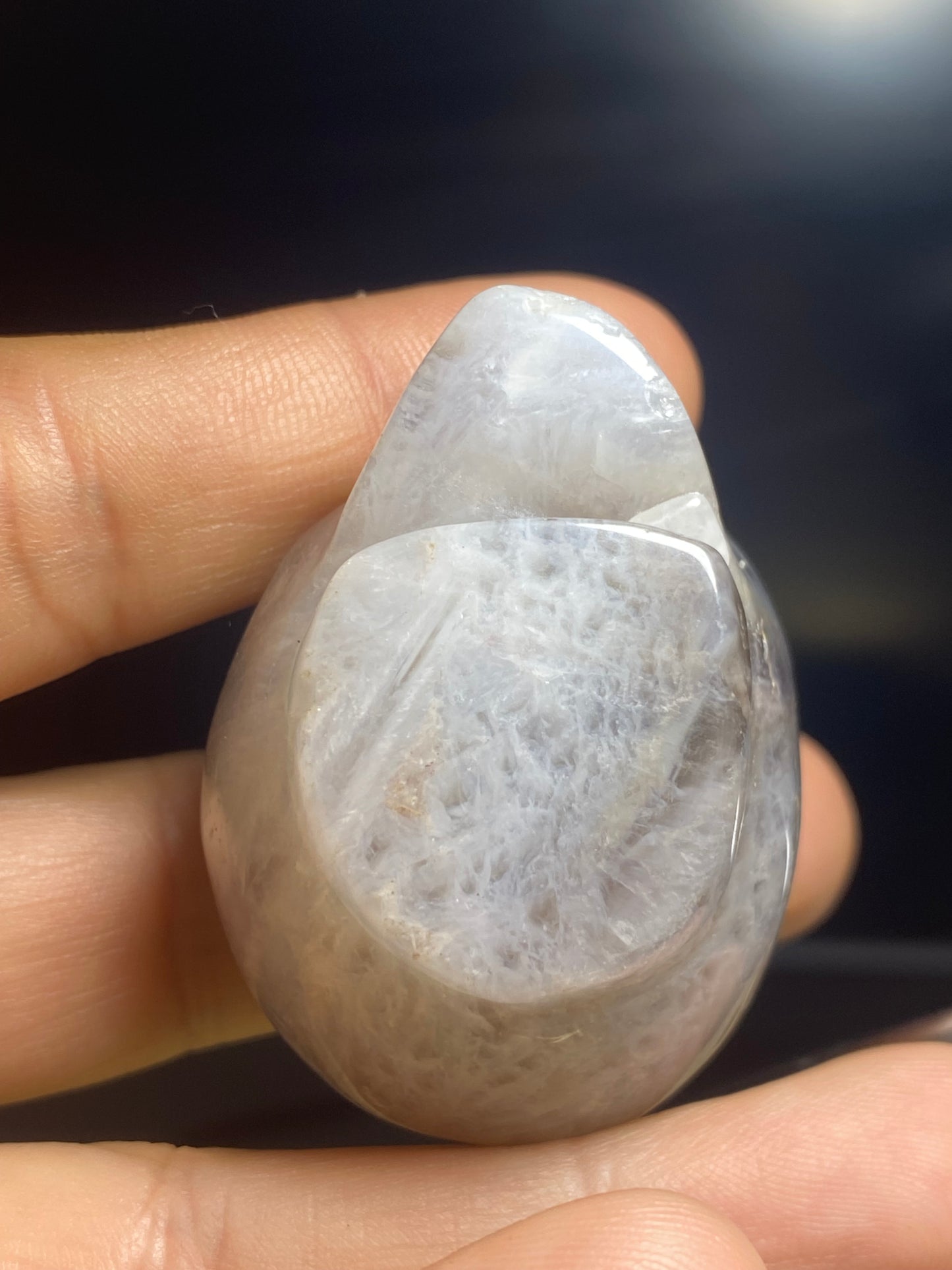 Dream Amethyst Alien Carving