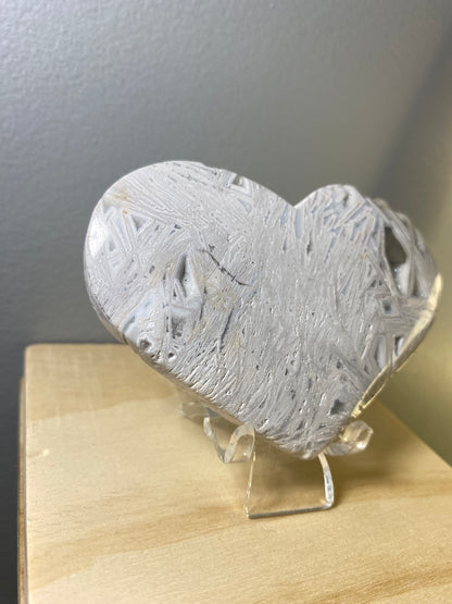 Crazy Lace Agate Heart Carving