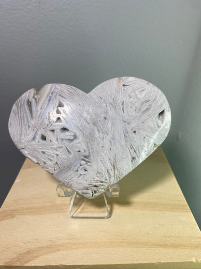 Crazy Lace Agate Heart Carving